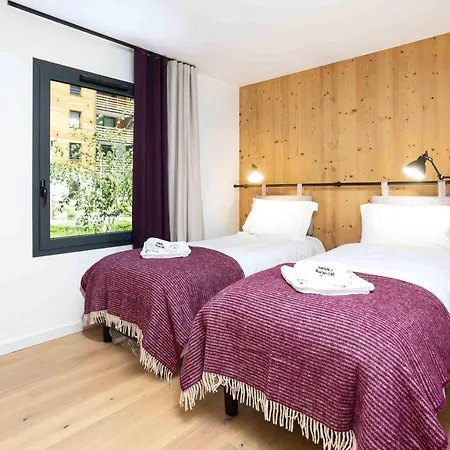 La Cordee 703 - Year * Chamonix