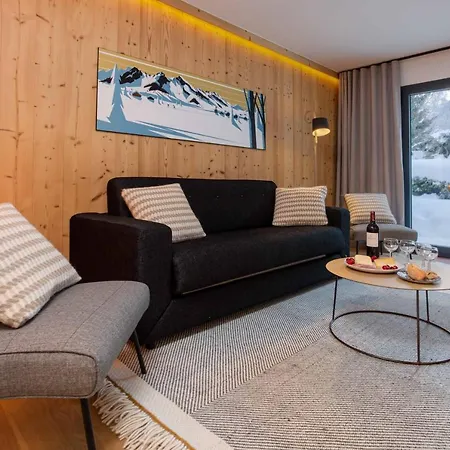 La Cordee 703 - Year *