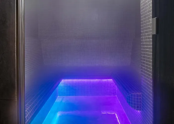 La Cordee 703 - Year *